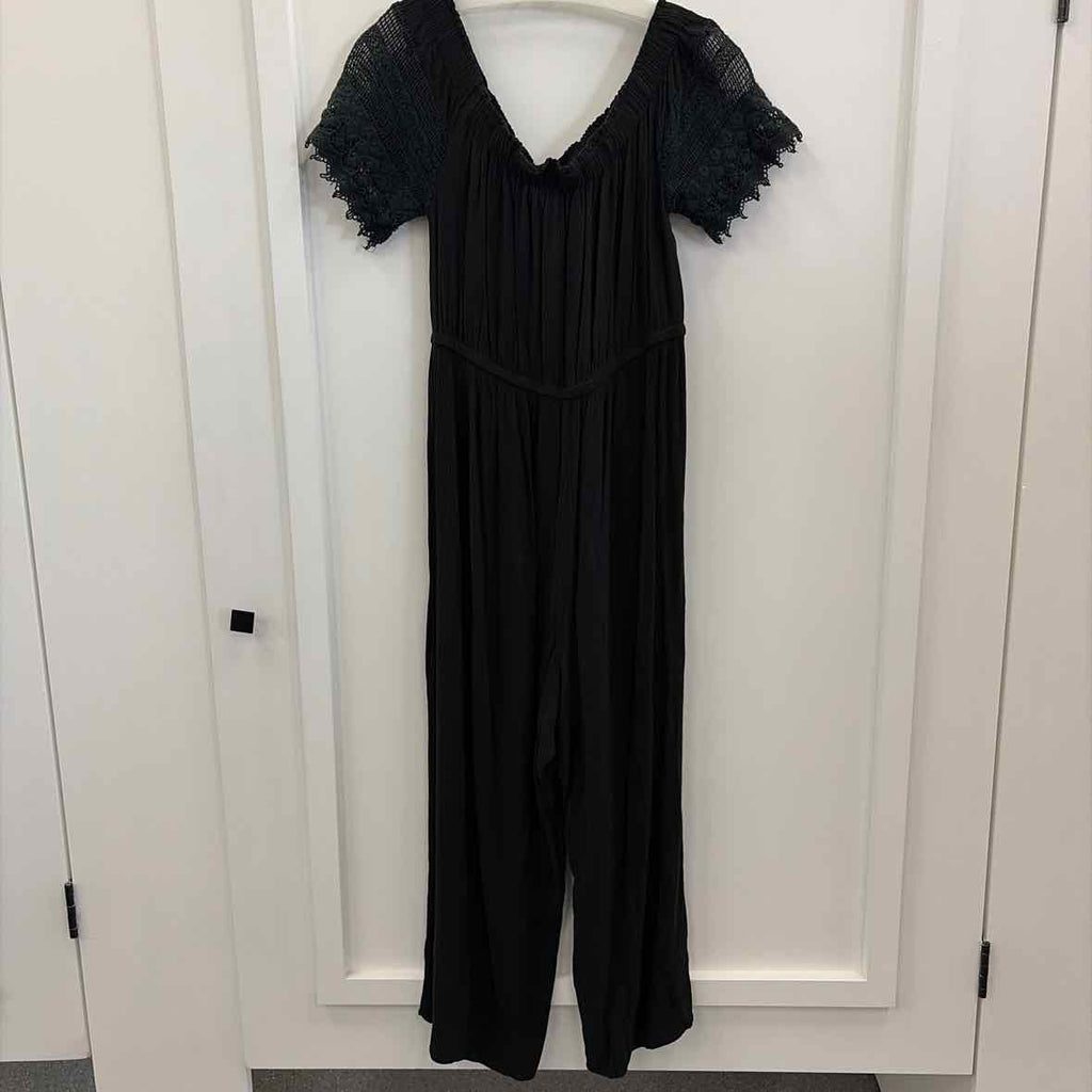 Blush Size XL Black Preloved Jumper
