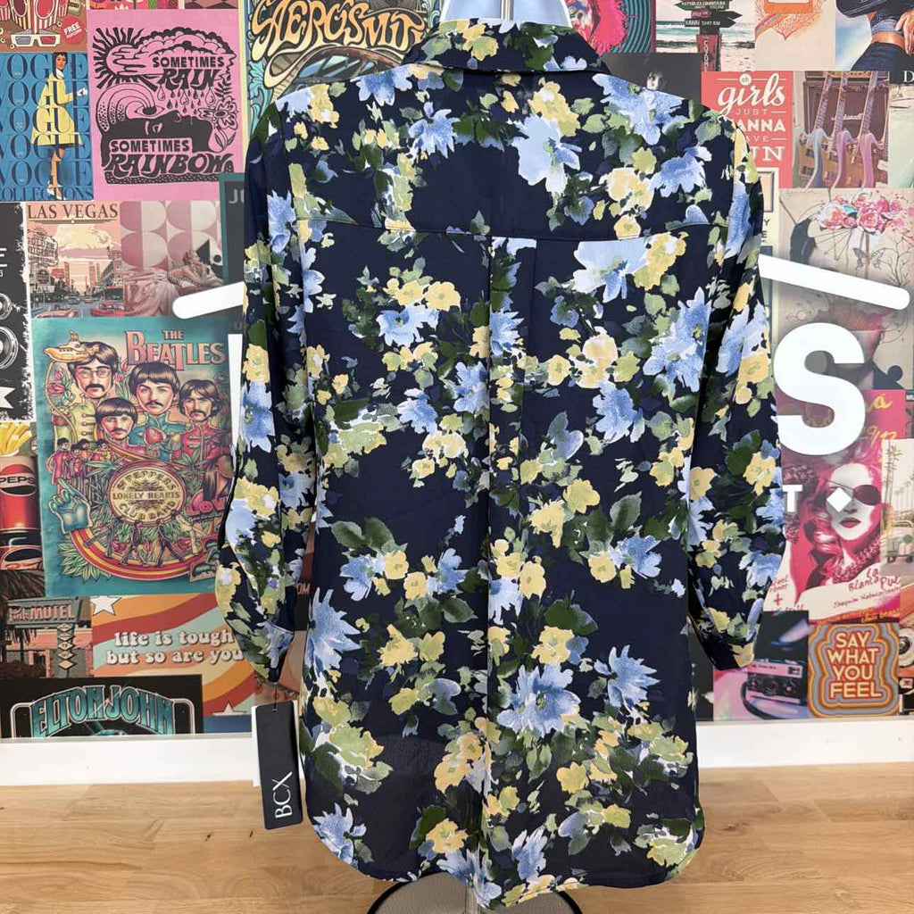 BCX Size XS Floral-Print Roll-Tab-Sleeve Collar Top