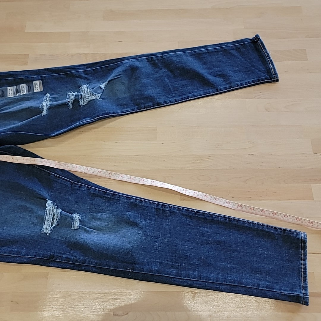 Levi's Size 30 311 Shaping Skinny Blue Jeans