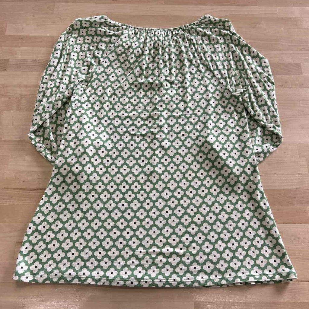 LulaRoe Size XS Green Blouse