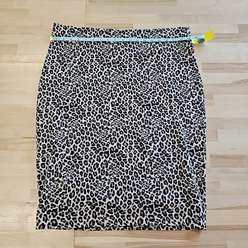 Boutique Size 1X Brown Skirt