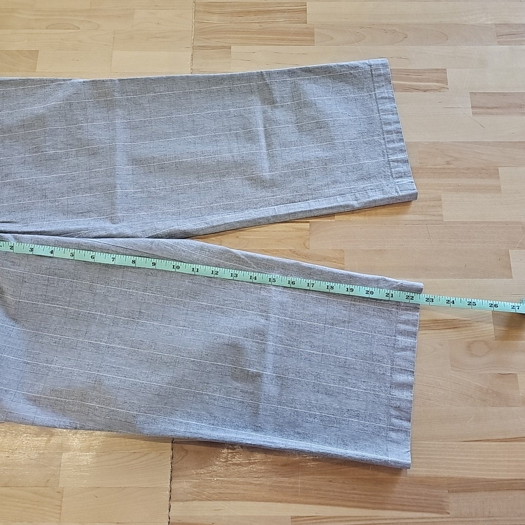 dockers Size 6 Gray Used Pants