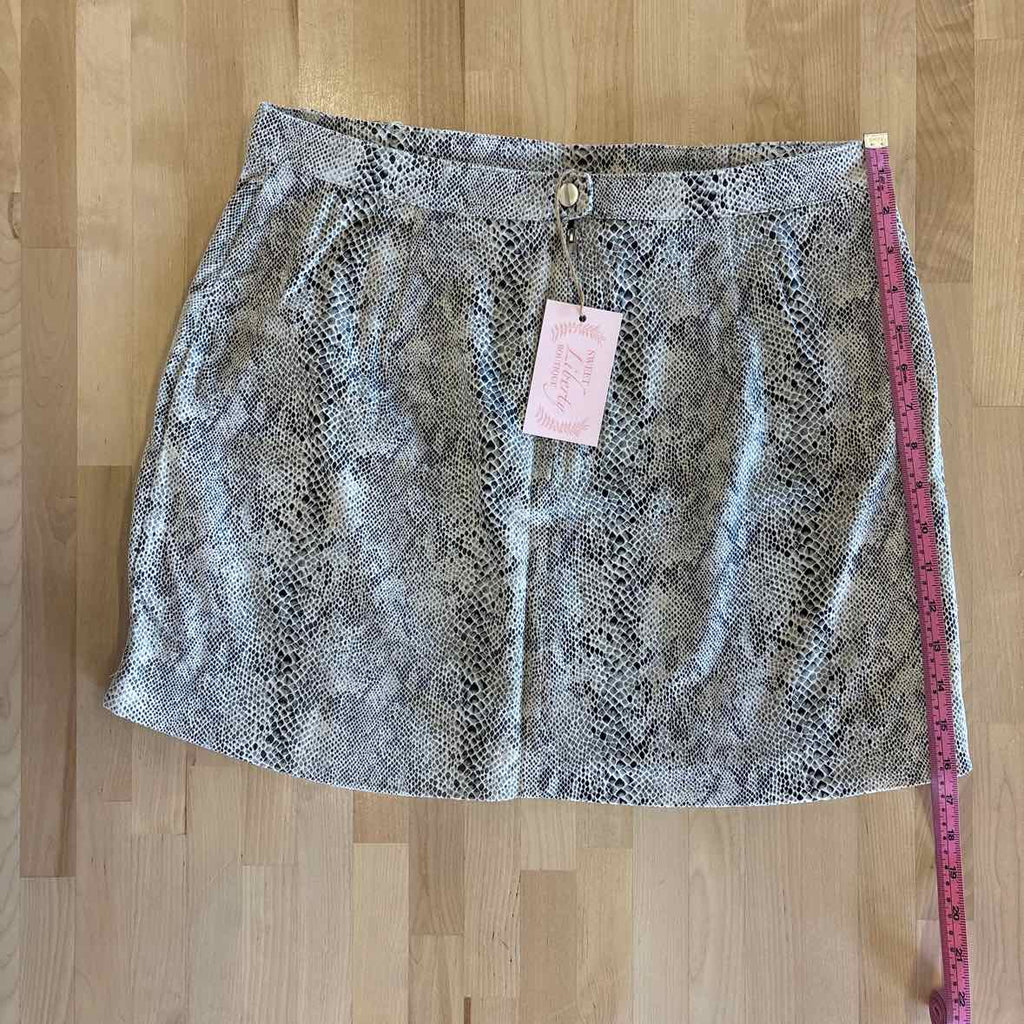 Hem&thread Size L Gray Skirt