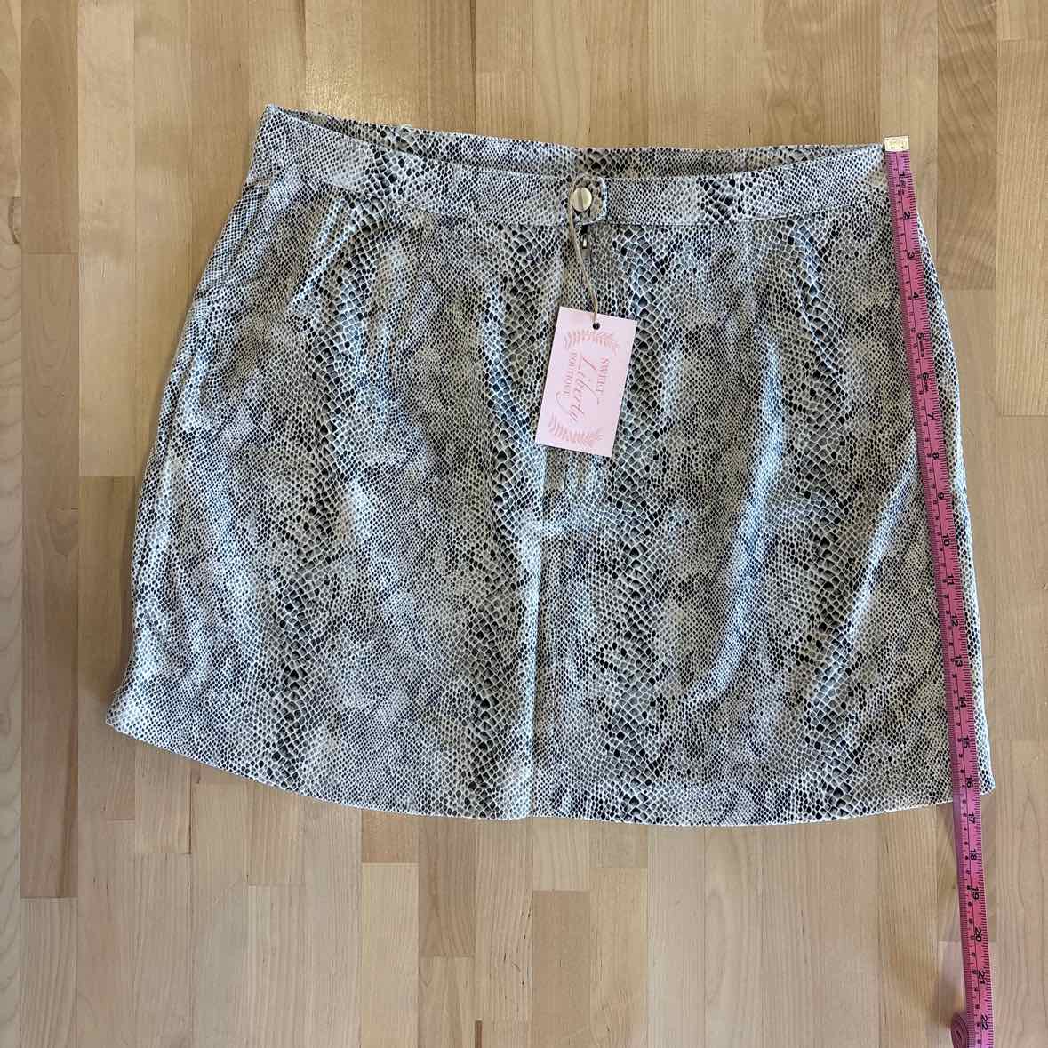 Hem&thread Size L Gray Skirt