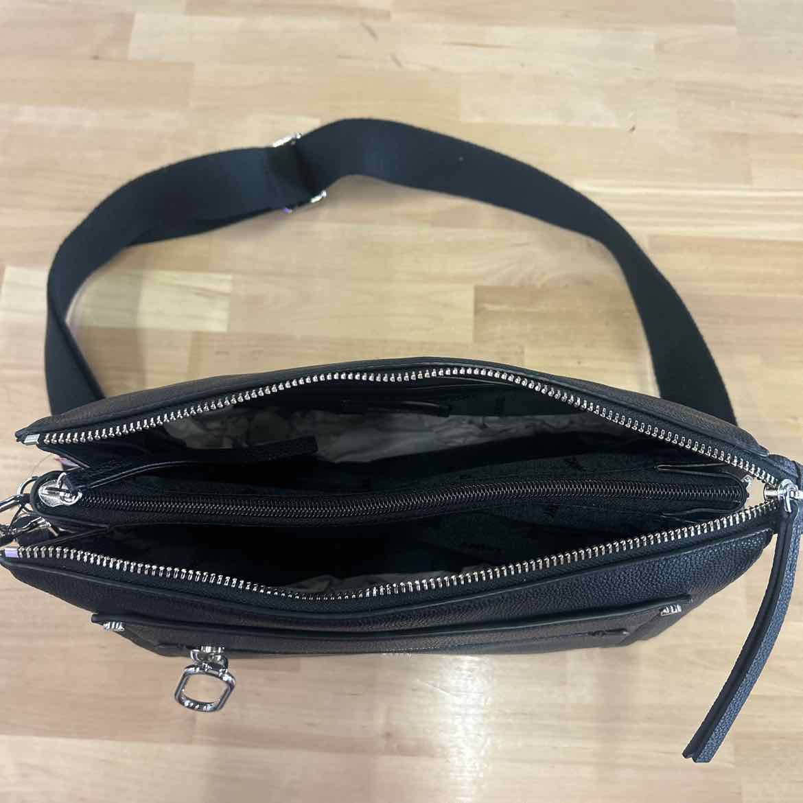 DKNY Nala Crossbody Bag - Black
