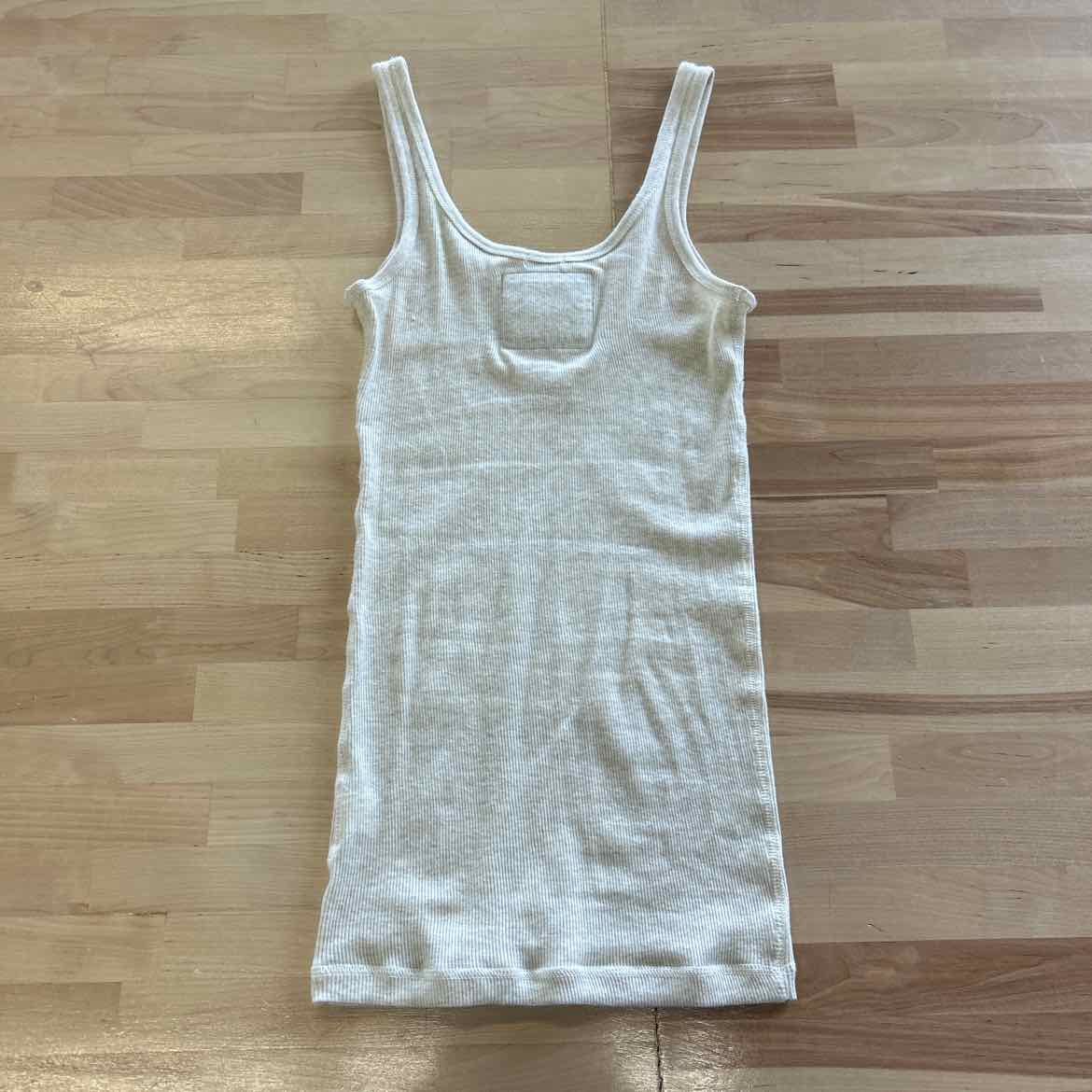 Abercrombie Size XS Cream Tank