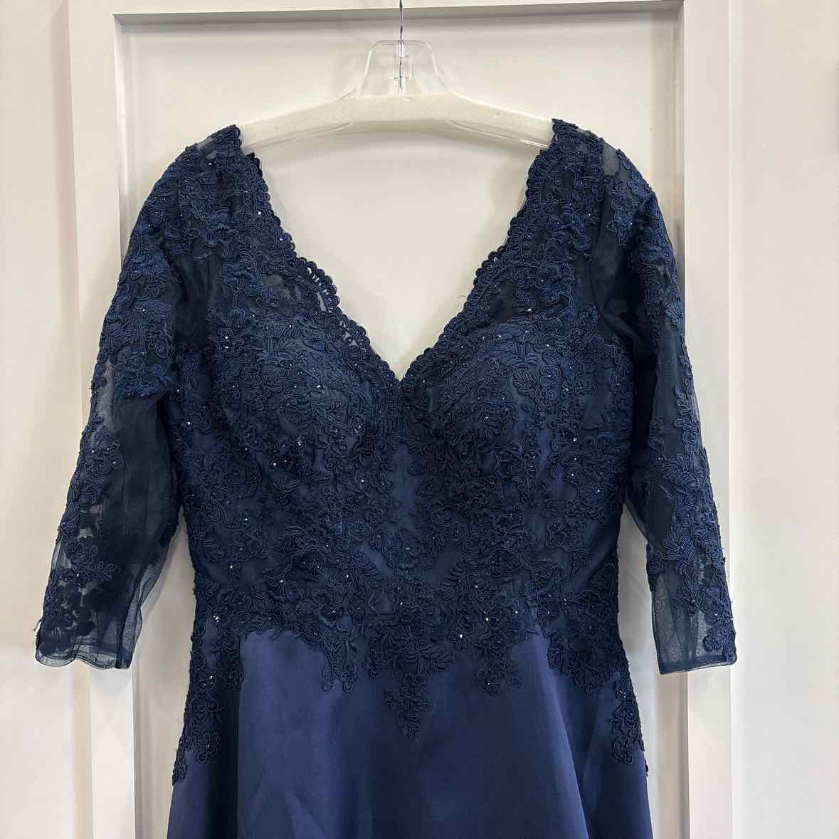 MGNY Size 6T Blue Sequined Dress