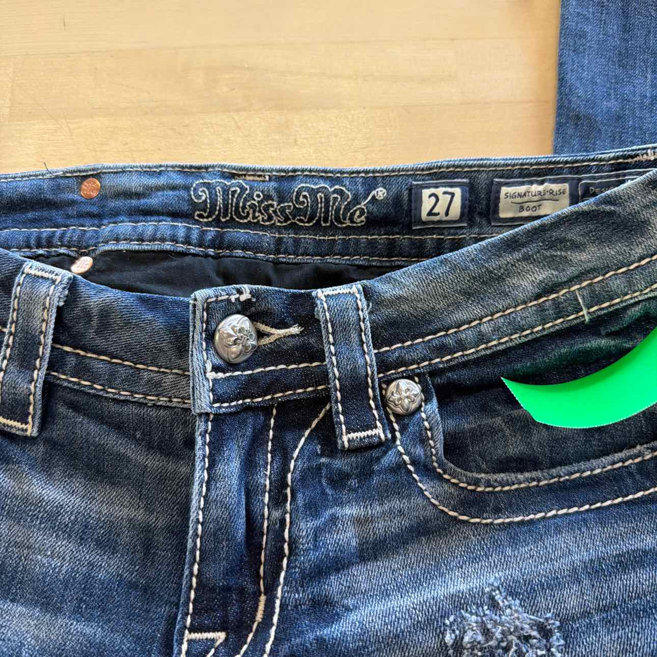 Miss Me Size 27 Blue Denim Preloved Jeans