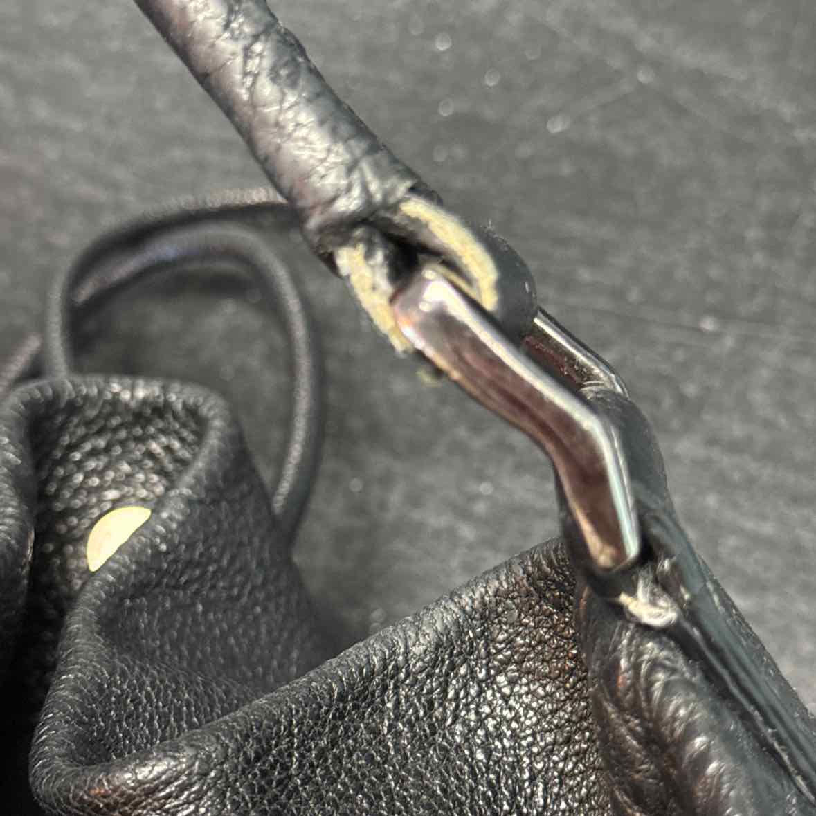 Burberry Shadow Check Black Hobo in Nylon and Leather Pre-Owned