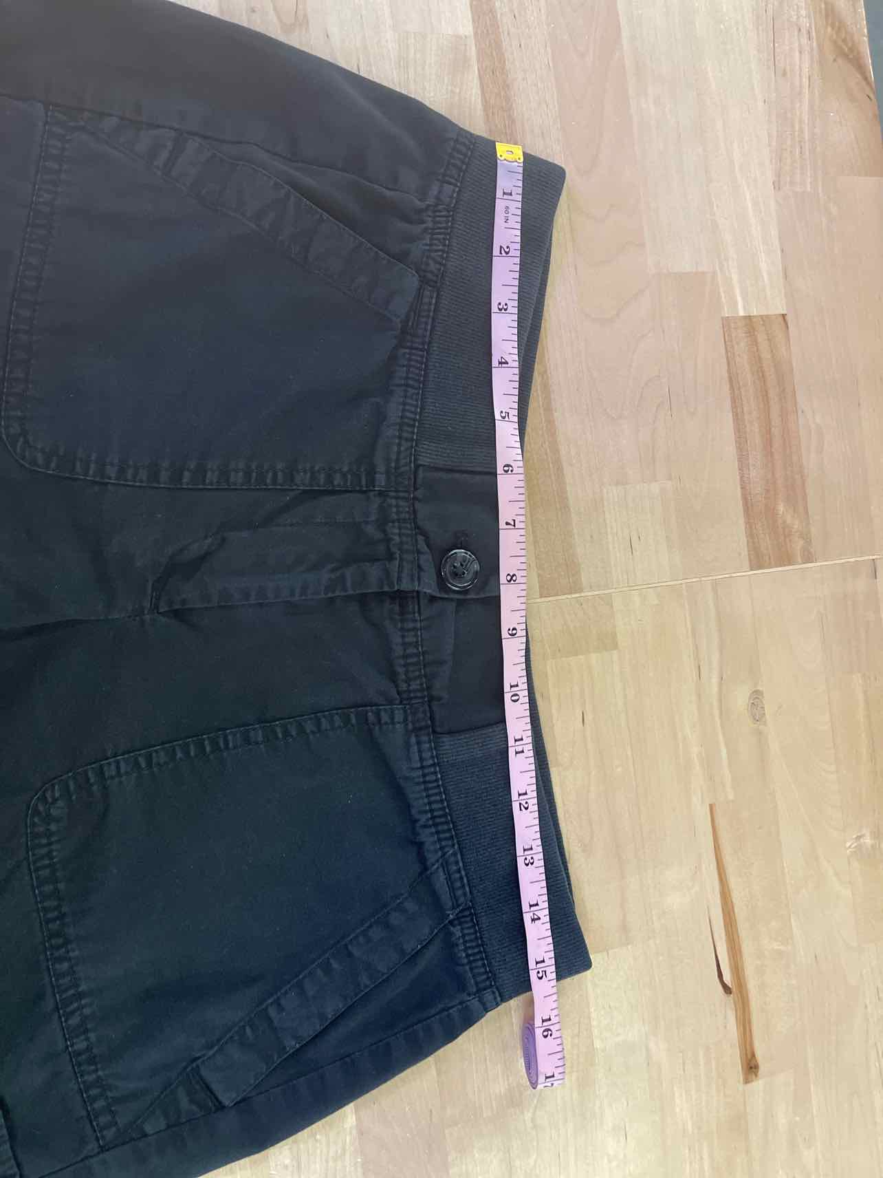 Loft Women Size 2 Black Preloved Shorts