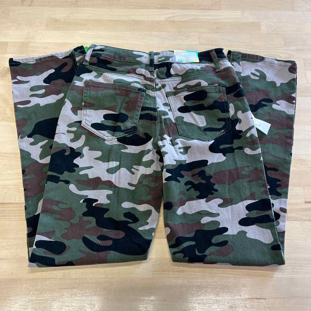 TINSELTOWN Size 1 Green Jeans