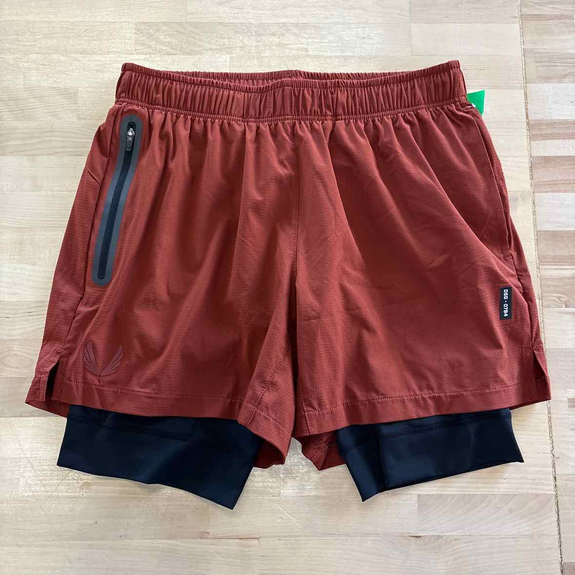 ASRV Size M Red MENS Athletic Shorts