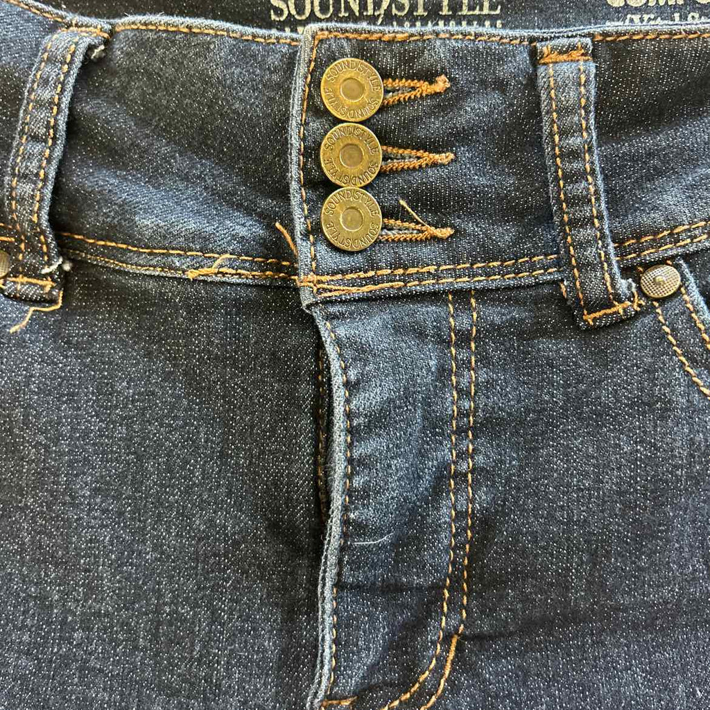 Sound style Women Size 8 Blue Denim Preloved Shorts
