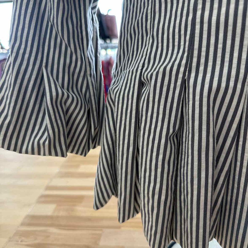 Nilika Size S gray/white Blouse