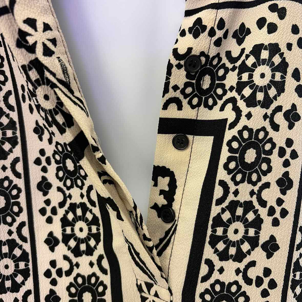AntiliaFemme Size 2X BLACK & WHITE Used Blouse