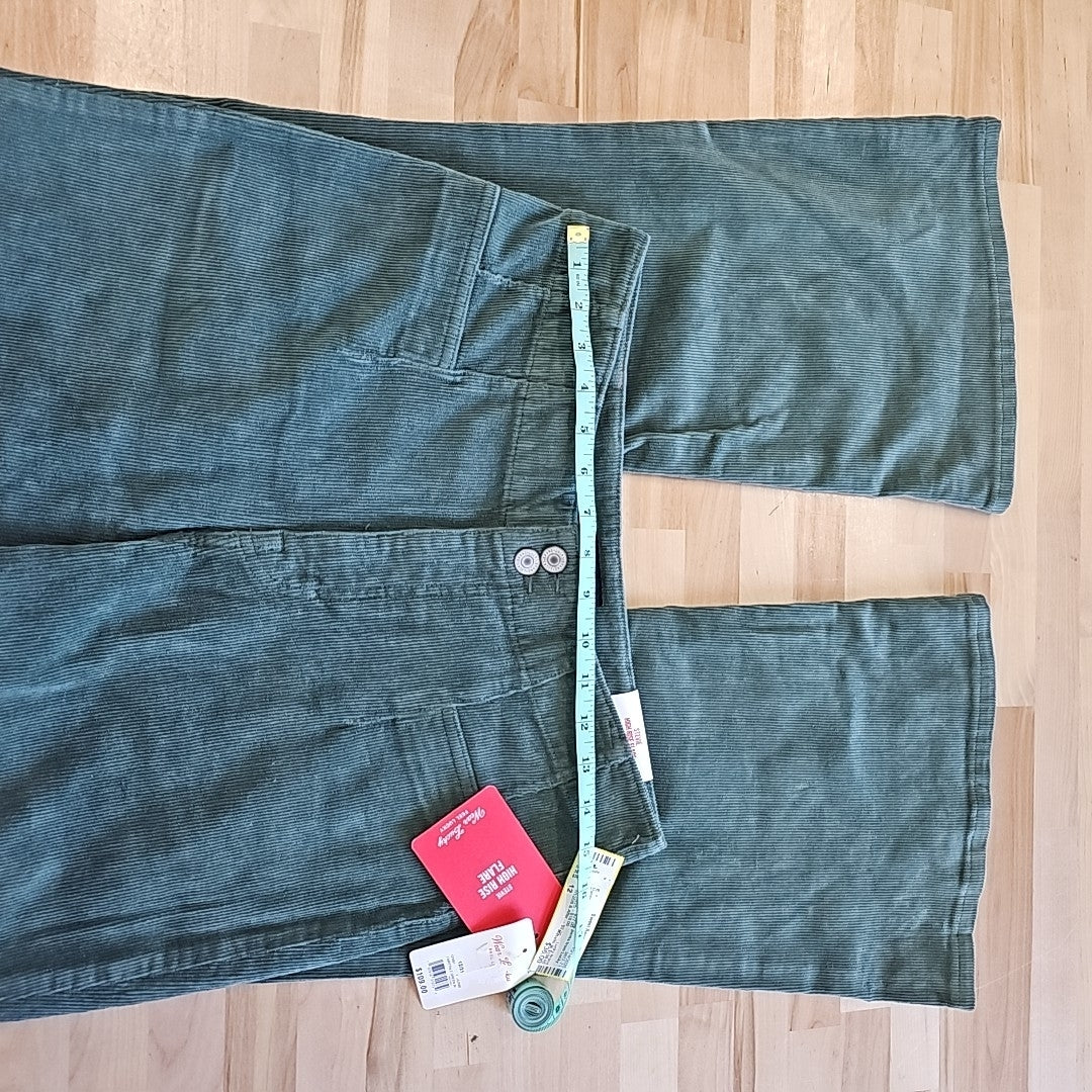 Lucky Brand Size 12 Green Pants