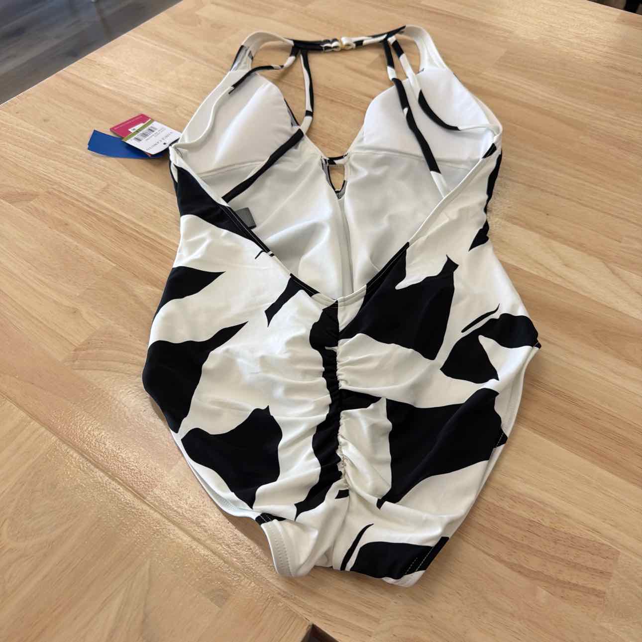 Vince Camuto Women's Printed Plunge-Back Ruched One-Piece Swimsuit - Black/white