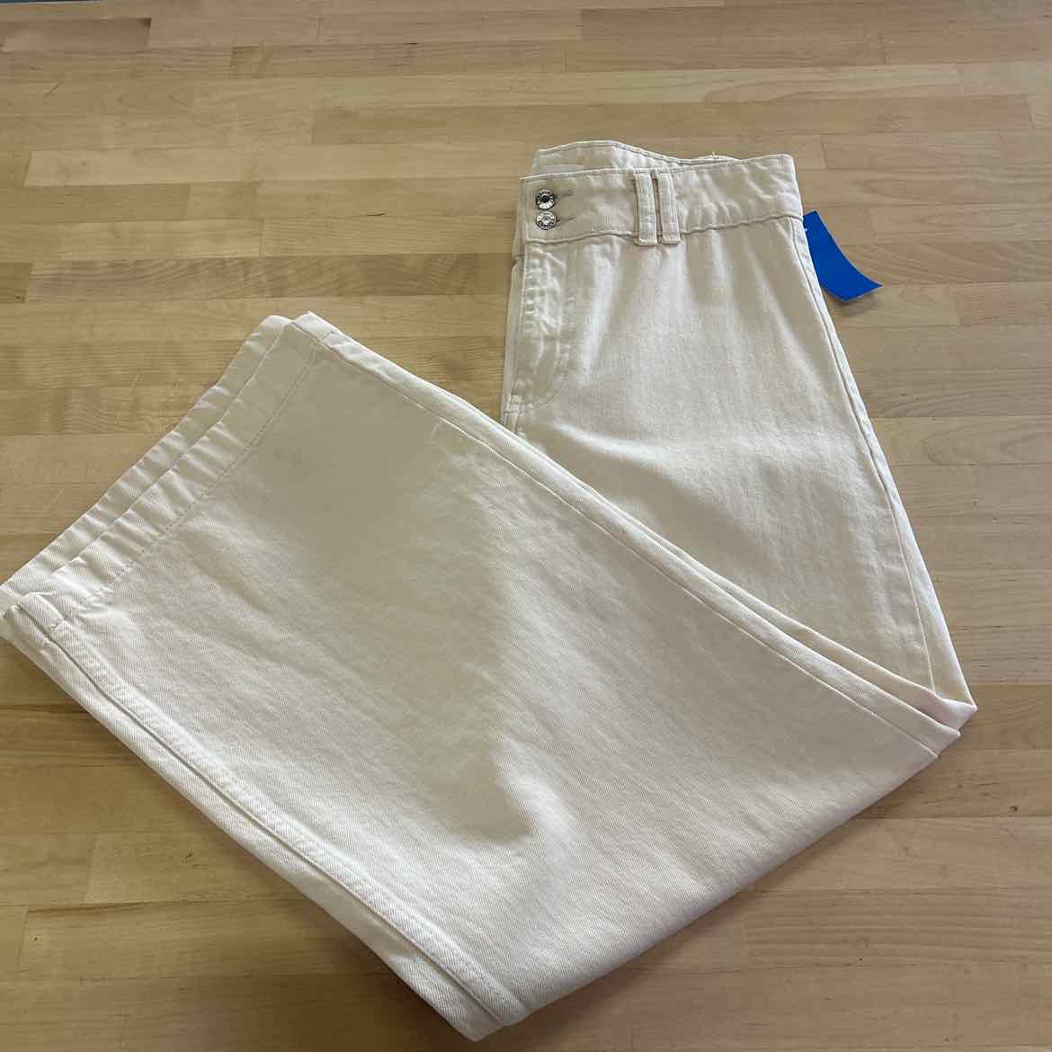 MNG Size 4 Tan Preloved Pants