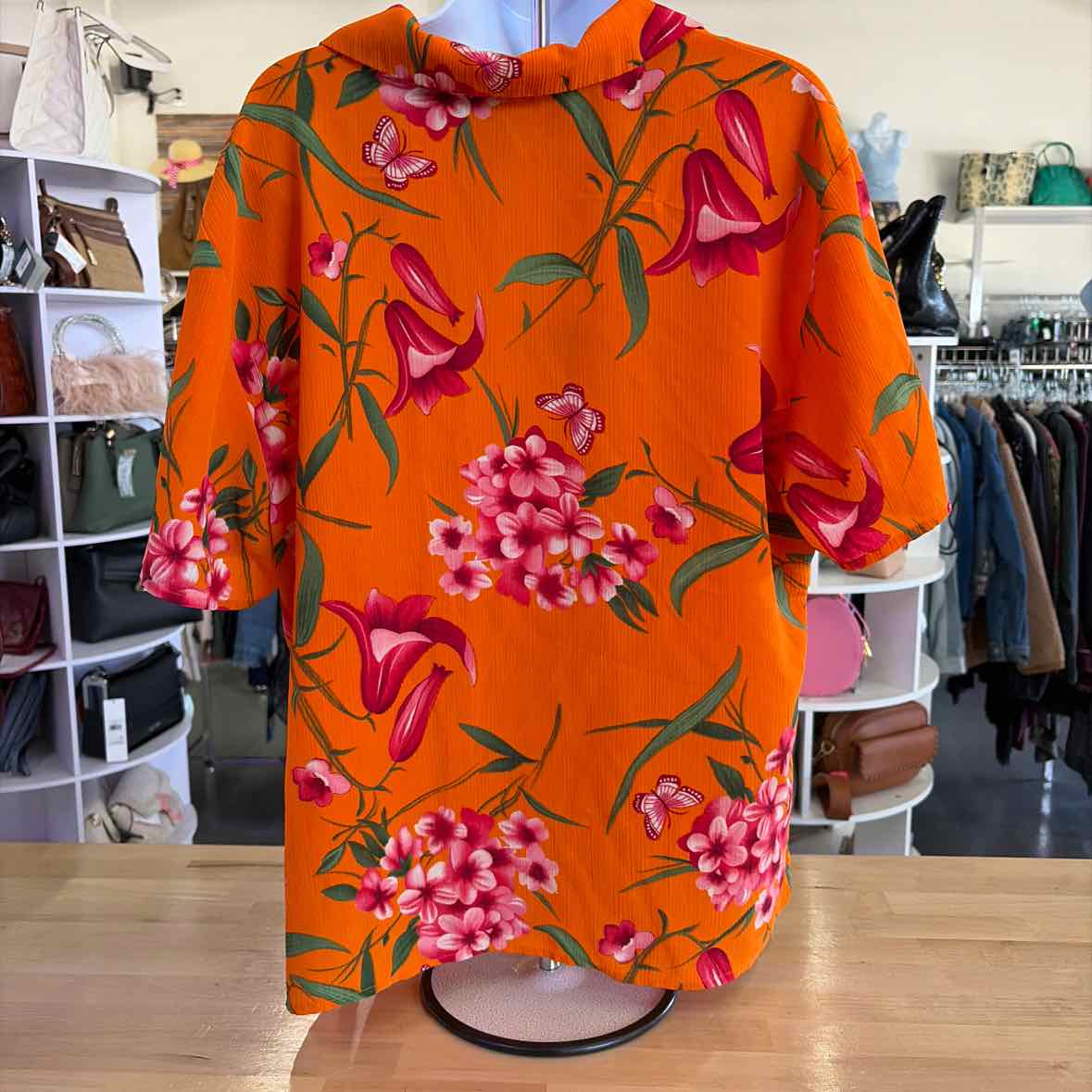 Sag Harbor Size 18 Orange Preloved Button Down SS