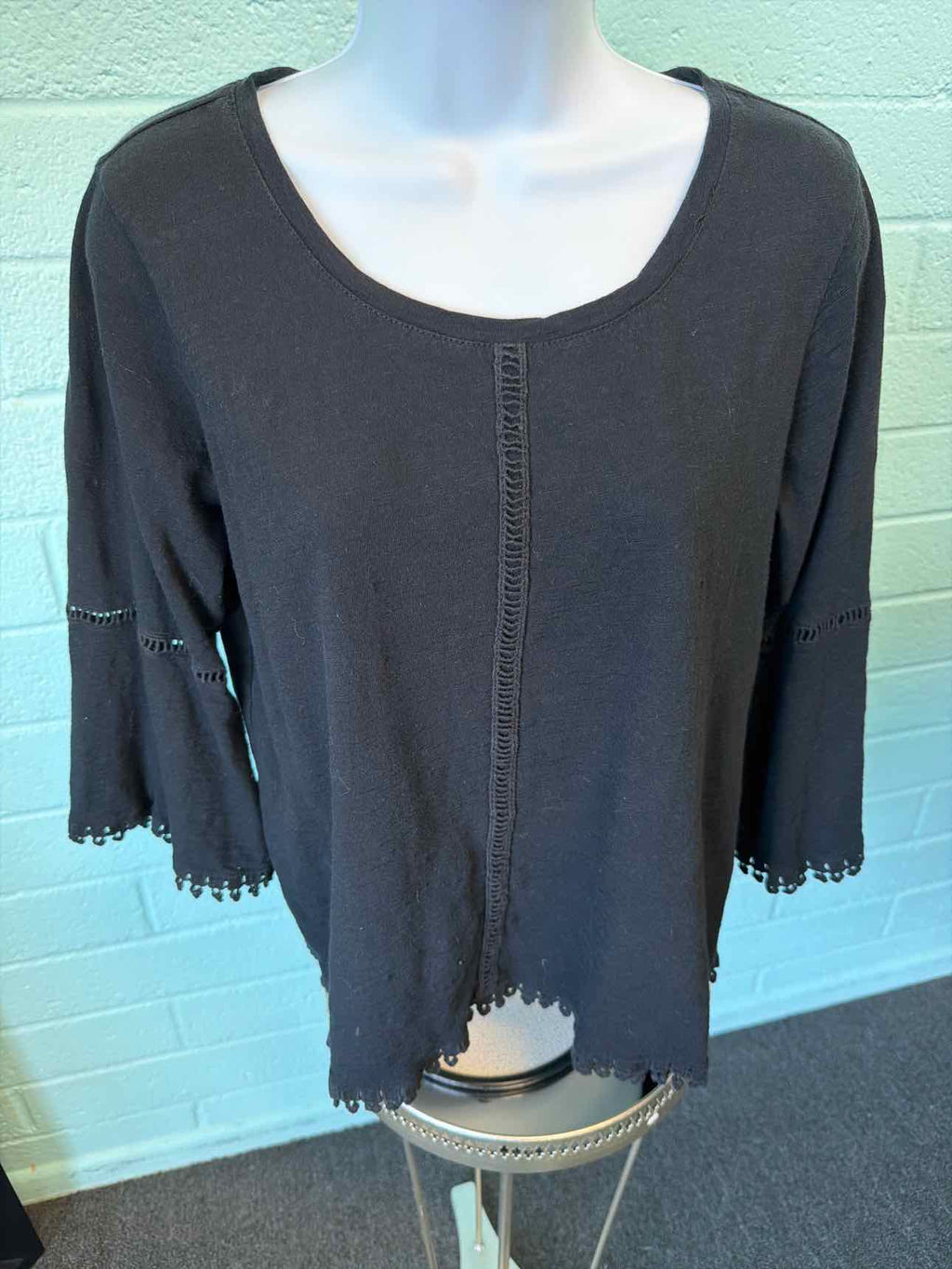 Style & Co. Size M Black Knit Top