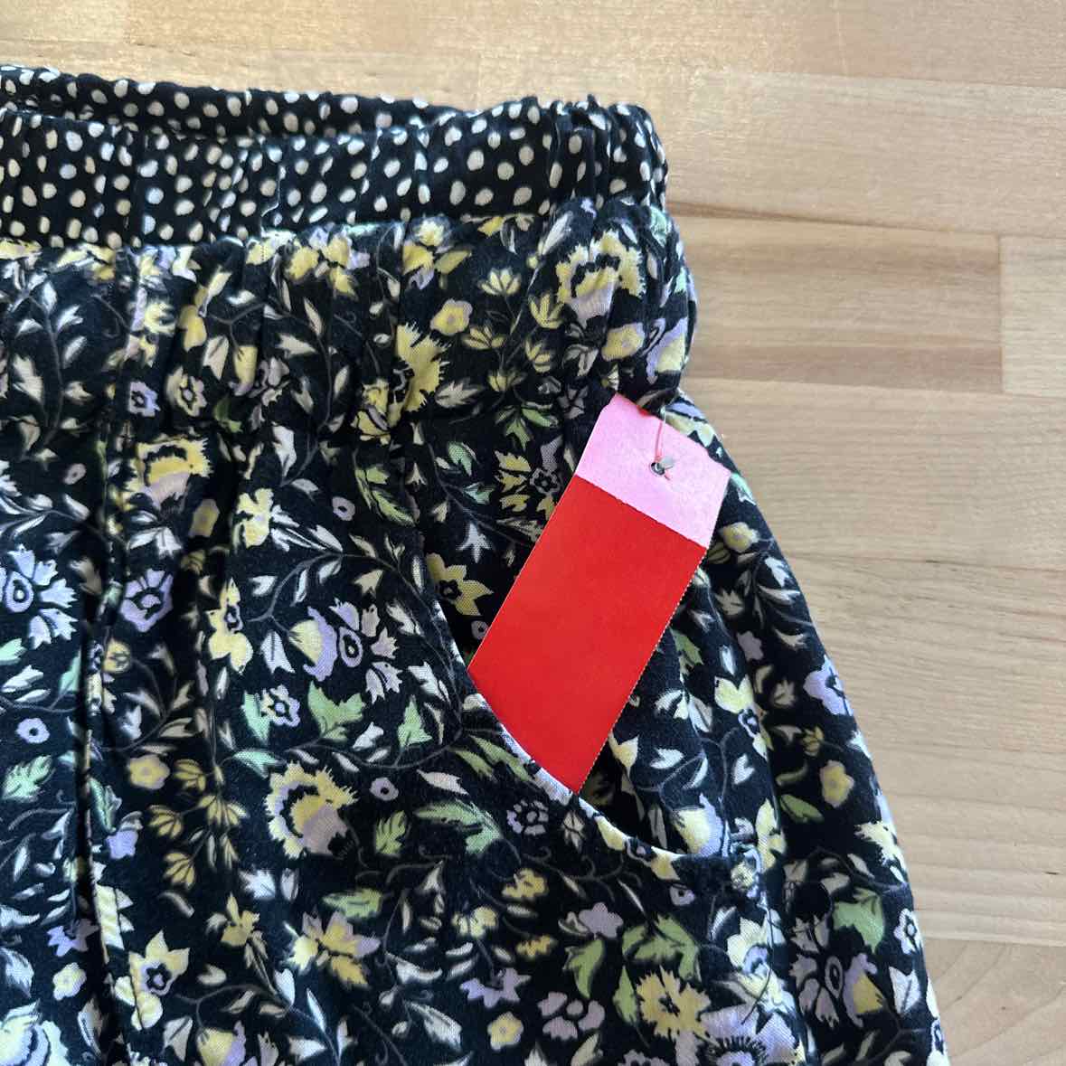 Vanilla Star Size XS Black Shorts