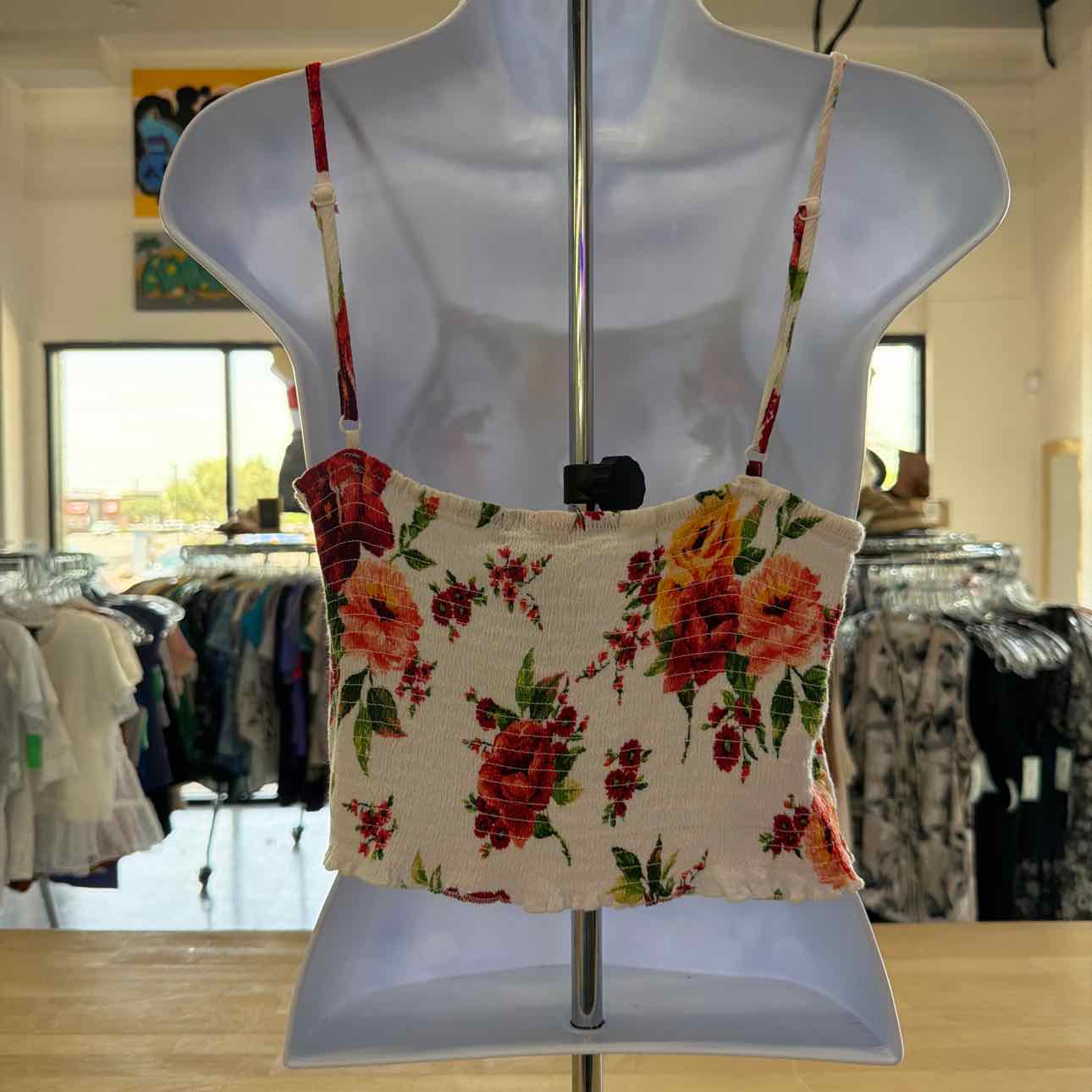 Ambiance Size L White Red Preloved Tank