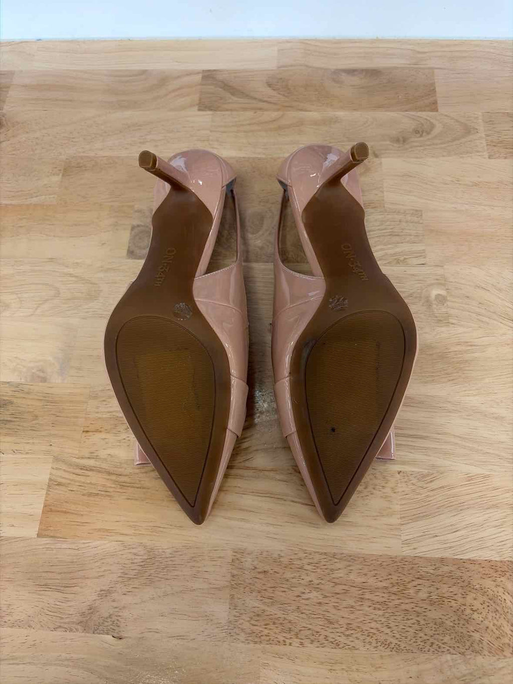 On 34th Size 8.5 On 34th Women's Elayne Cutout Pumps