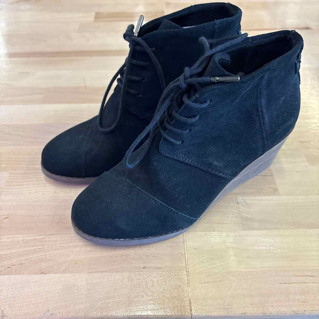 Toms Size 6 Black Bootie