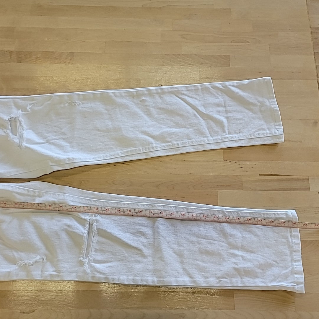tinceltown Size 0 White  Relaxed Ripped High-Rise Straight-Leg Jeans  NWT