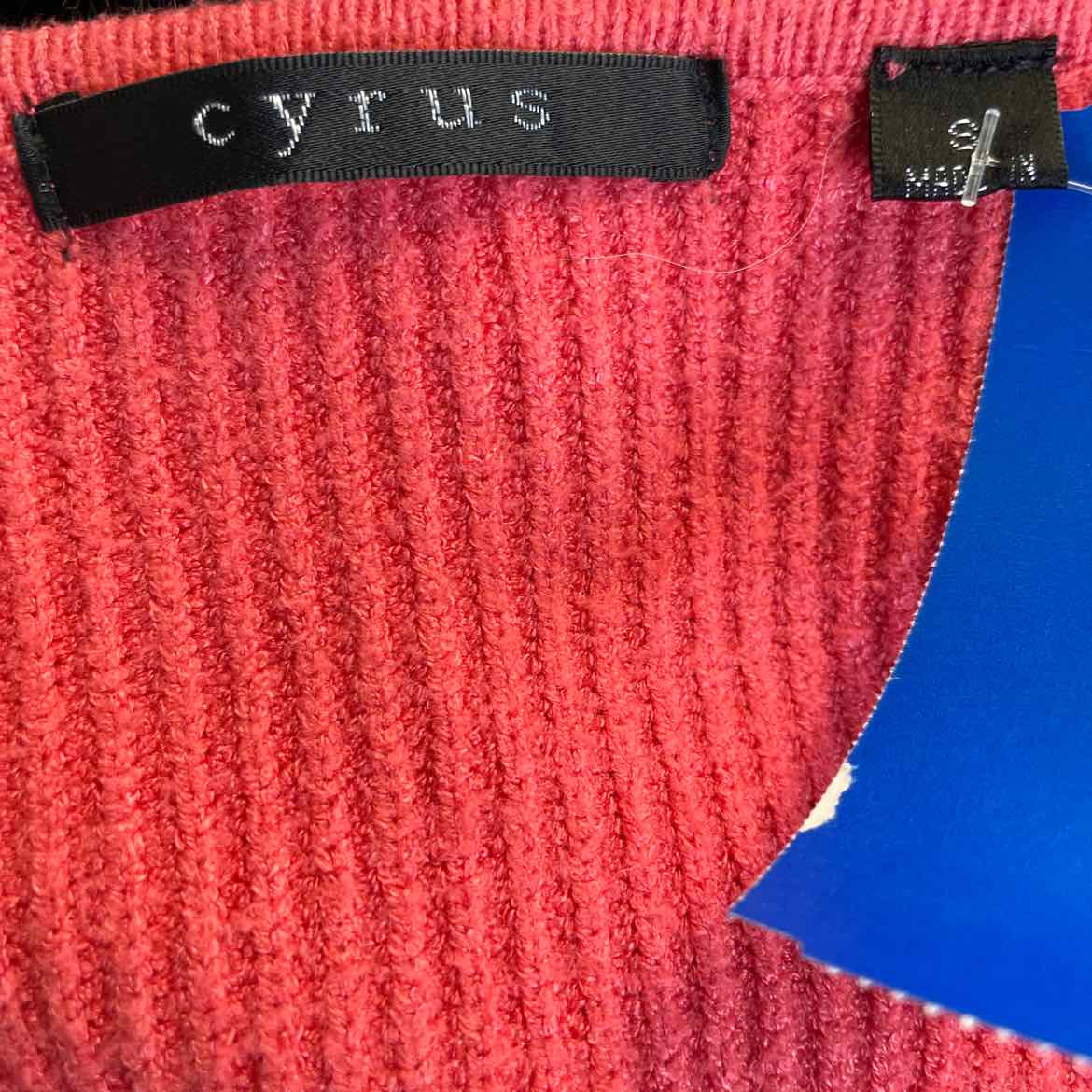 Cyrus Size S Orange Sweater