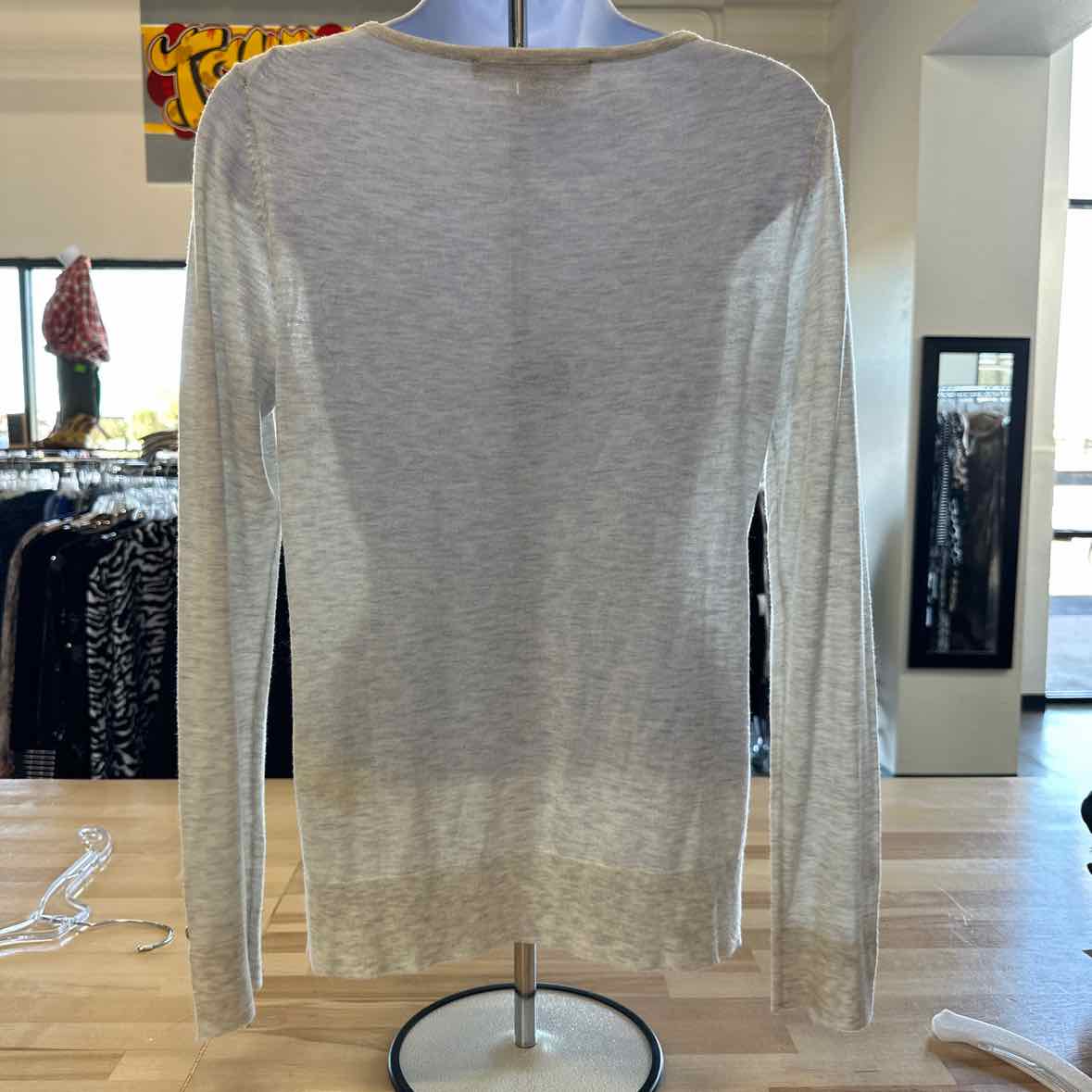 White House Black Market Size S White Long Sleeve