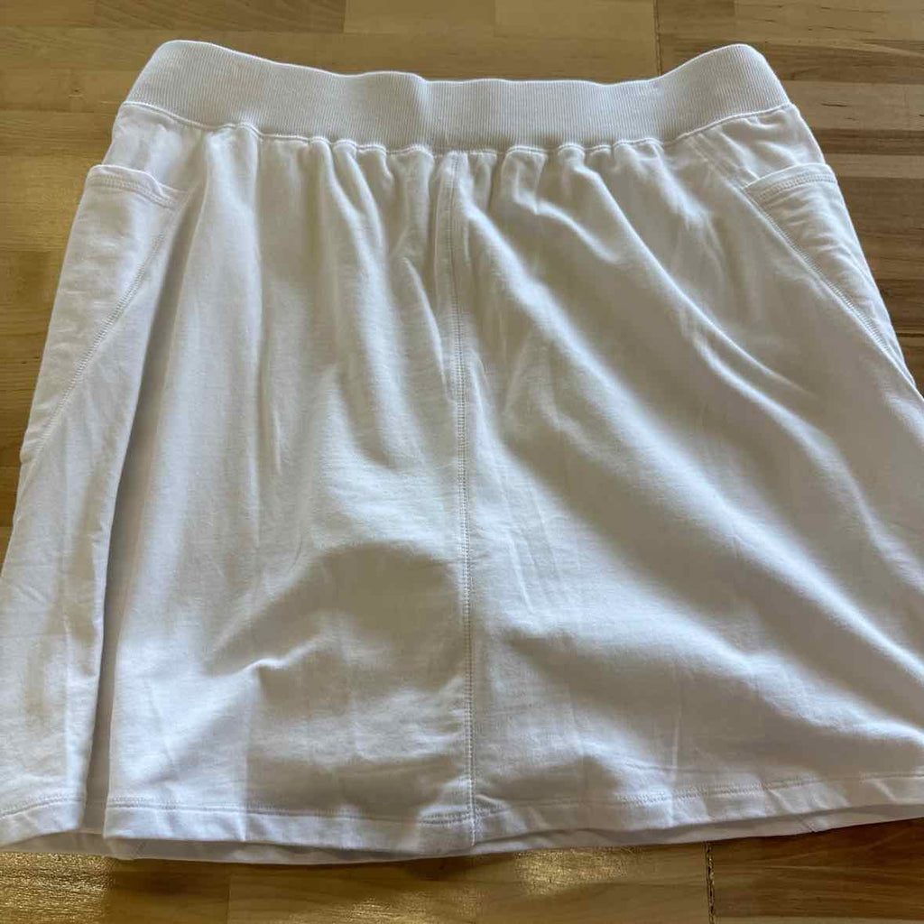 D&Co Size L White Skorts