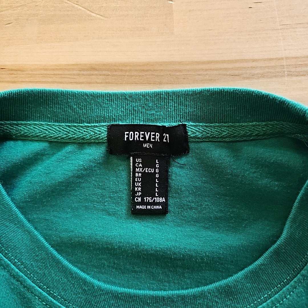 Forever 21 Size L Green Preloved MENS T-shirt
