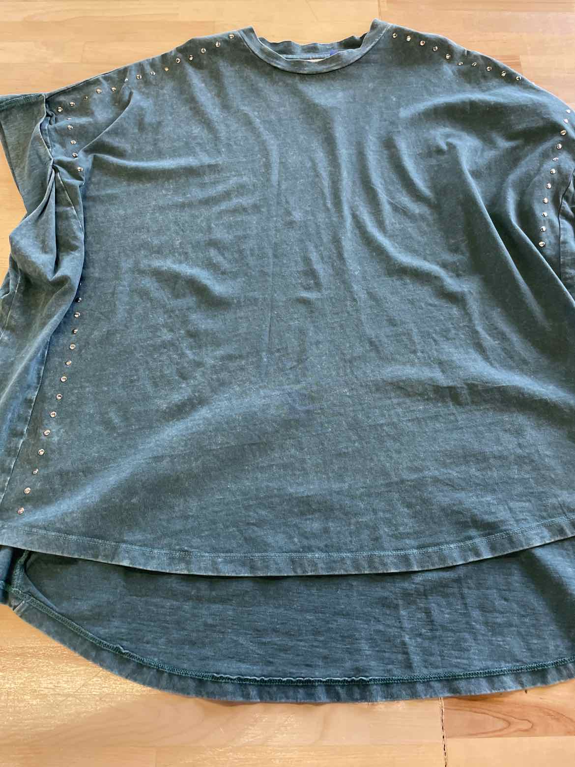 Gilded Intent Size XS/S Black Blouse