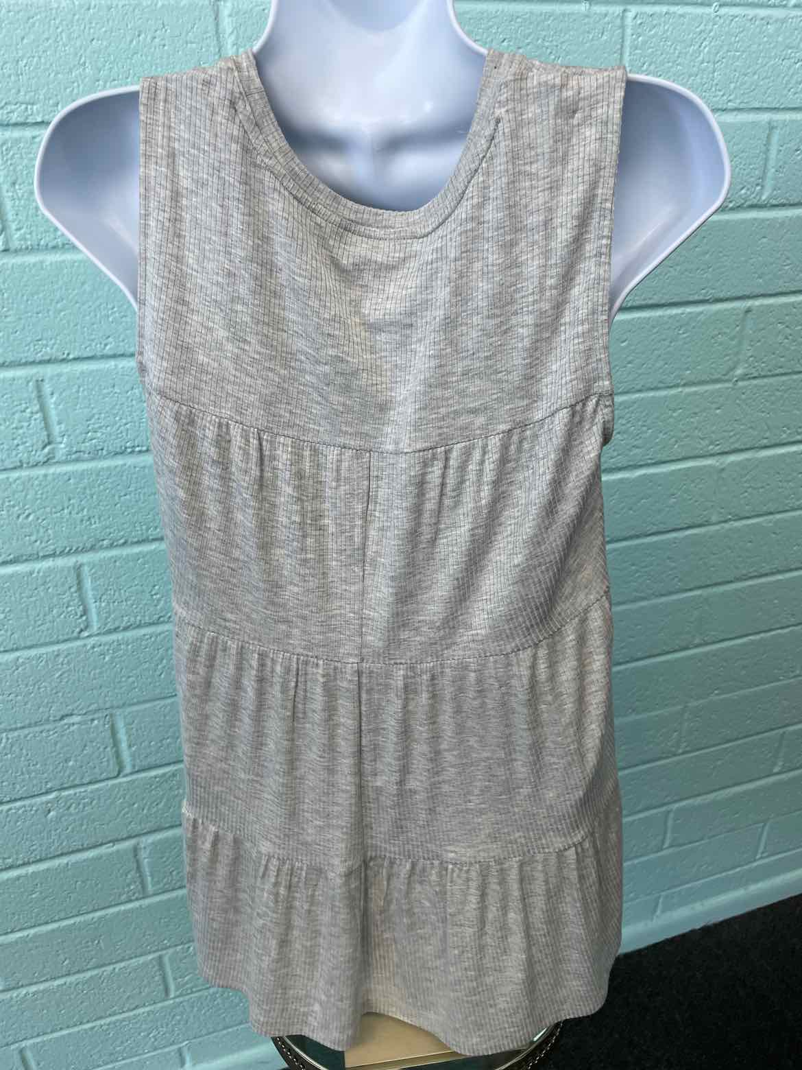 Vera Wang Size S Gray Tank