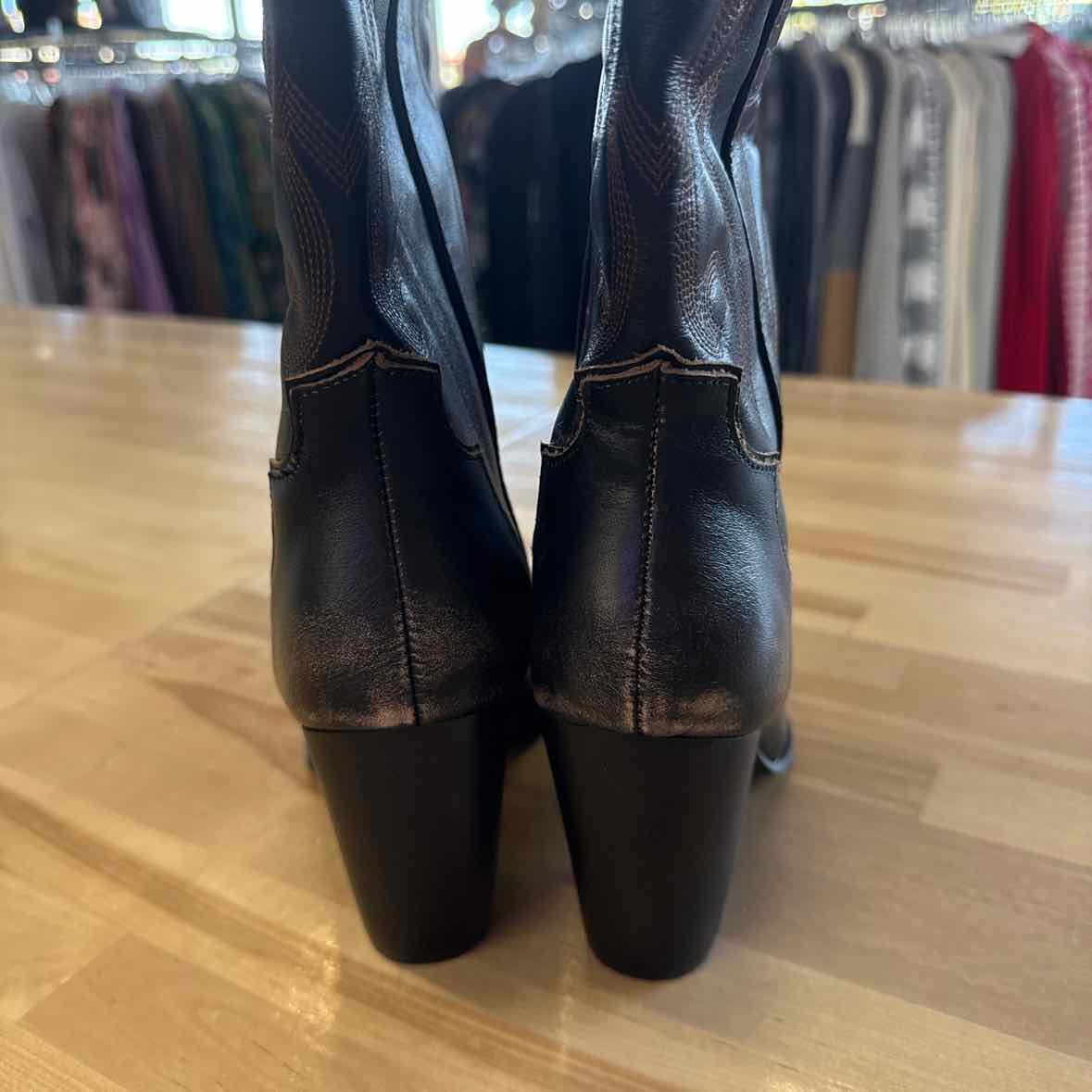 Steve Madden Size 9.5 Brown Leather Cowboy Boots