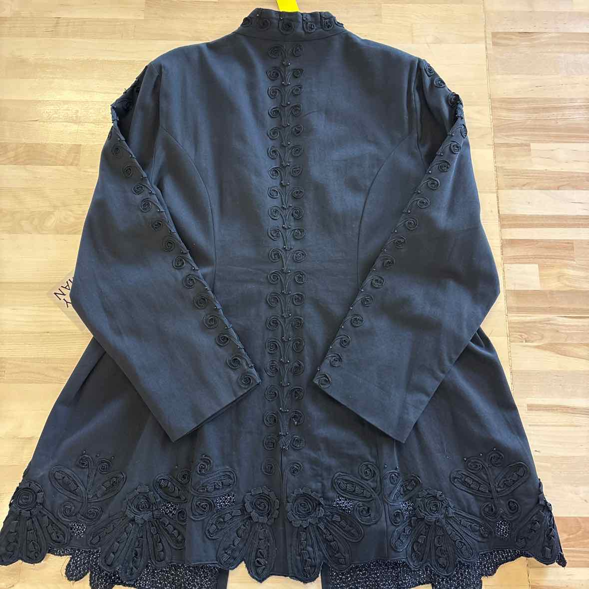 Sandy Starkman Size XL Black Jacket