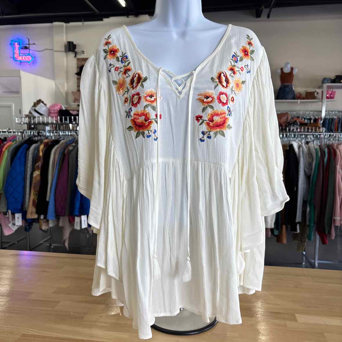 Forever 21 Size ox White Blouse