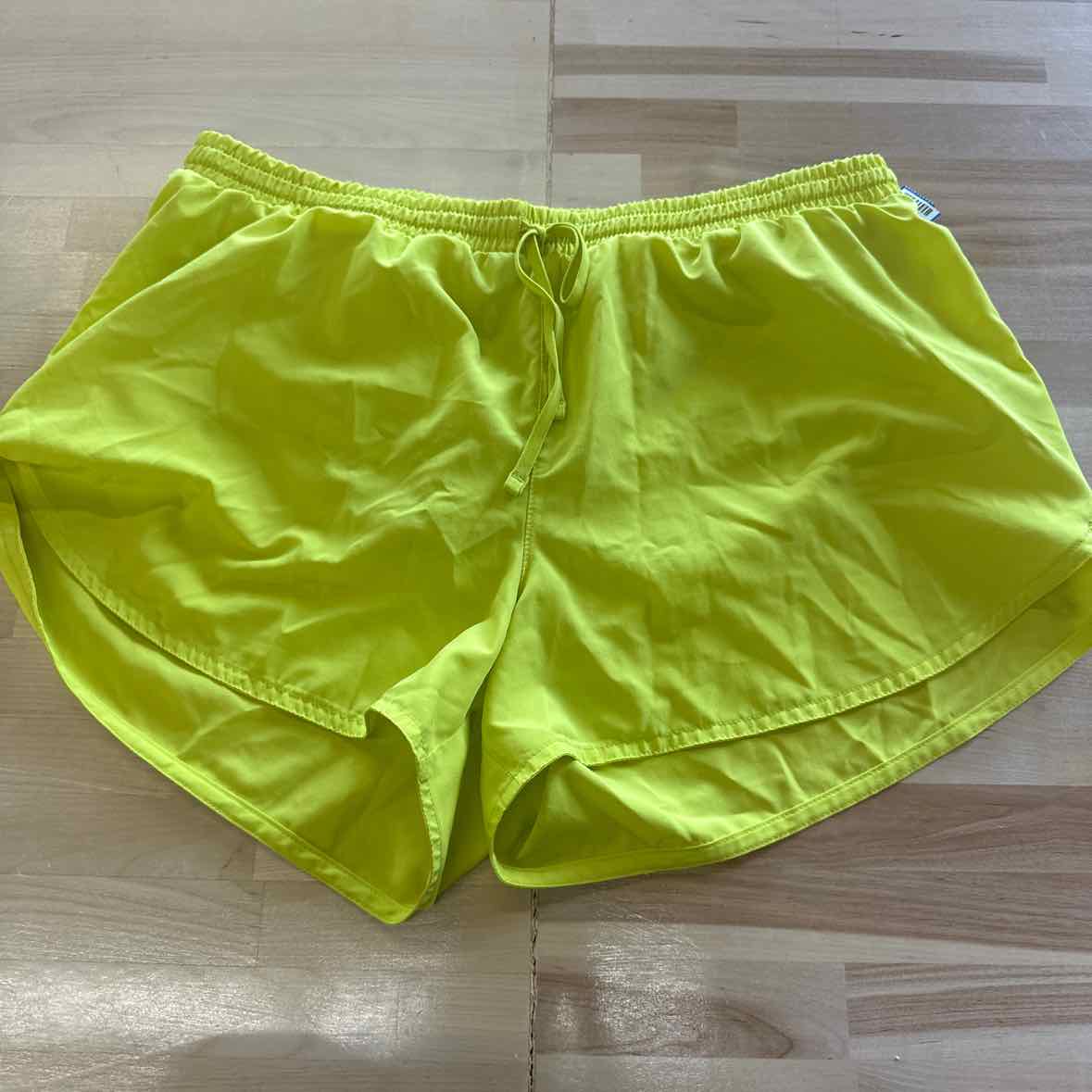 Old Navy Size L Yellow Athletic Shorts