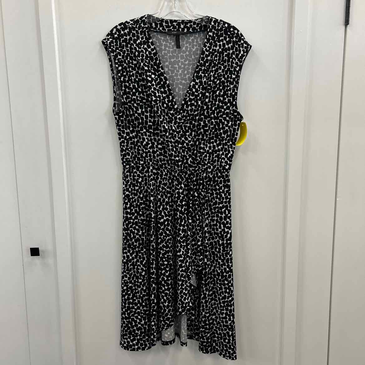 BCBG Size M Black Dress