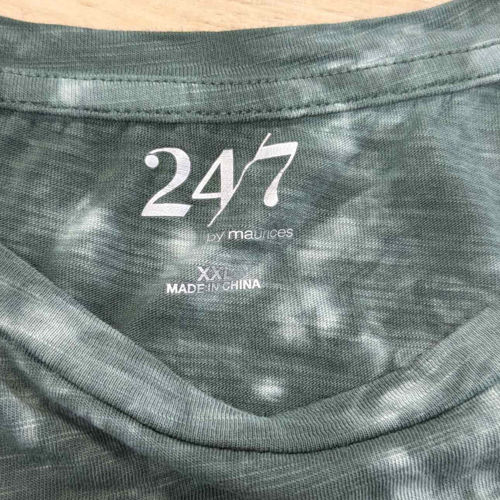24/7 Size XXL Green Used Shirt