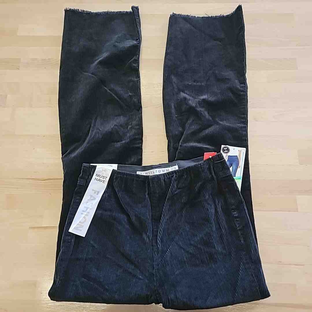 tinceltown Size 7 Black Pants