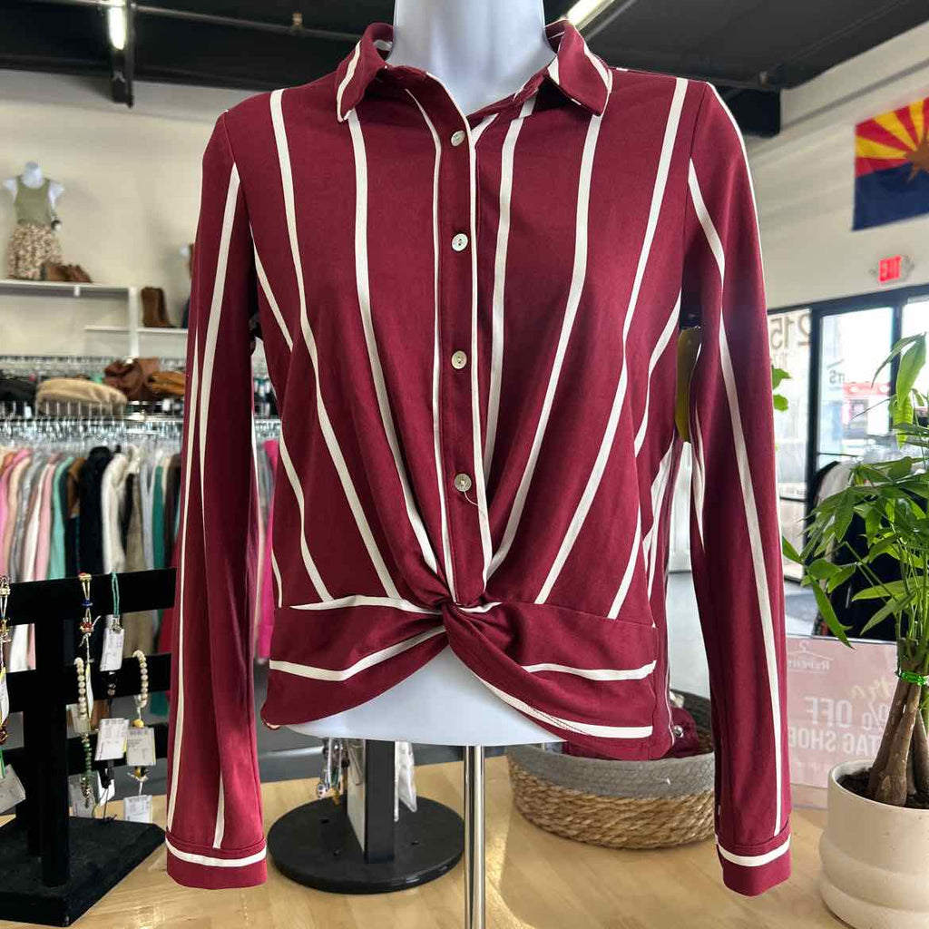 Sweet Rain Size S Burgundy Button Down Shirt