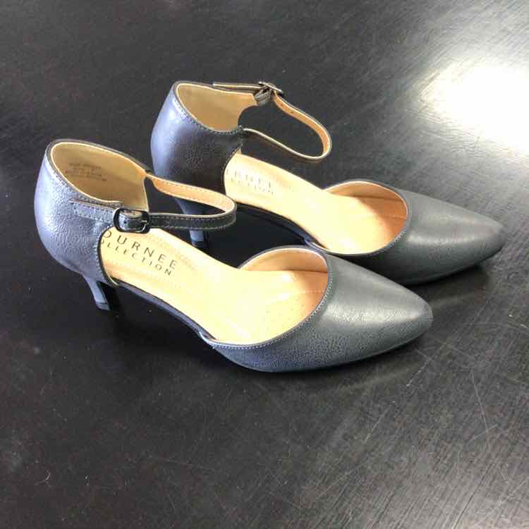 Journee Shoe Size 7 Gray Bettie Heels