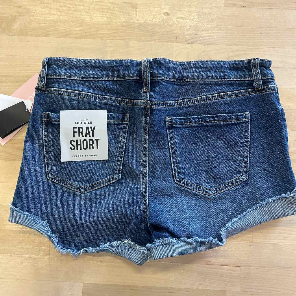 Juniors Celebrity Pink 3in. Mid Rise Fray Roll Cuff Hem Shorts - 9