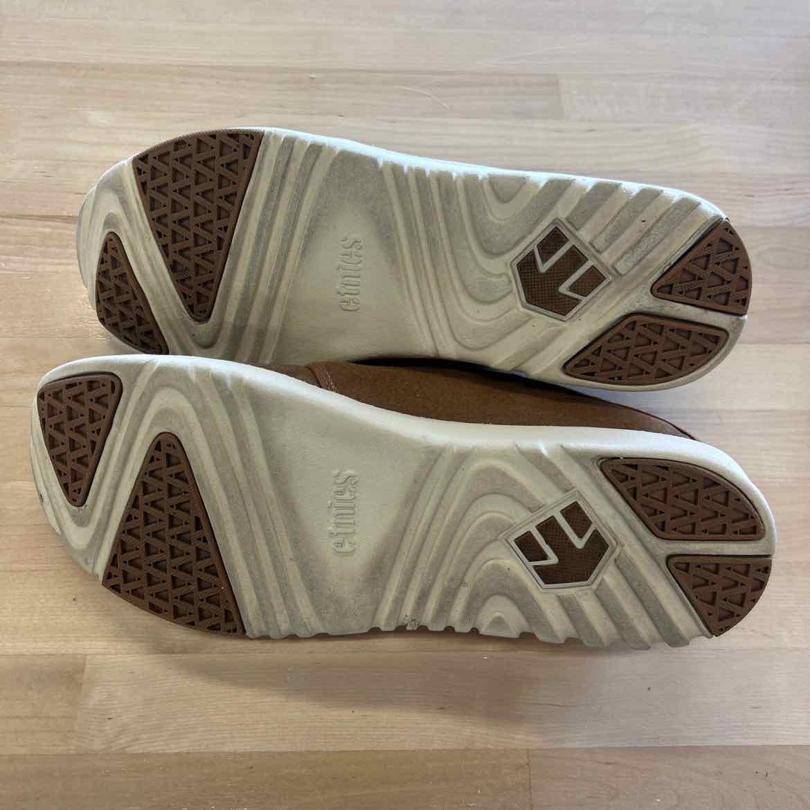 Etnies Men's Size 10 Brown MENS Sneakers