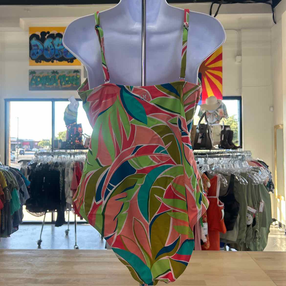 Hurley Size XL Pink Preloved Swimsuit