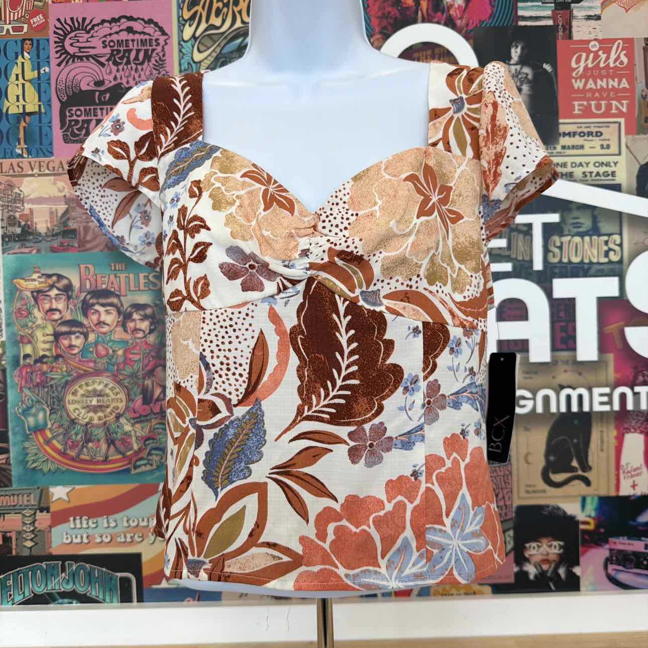 BCX Size L Sweetheart-Neck Cap-Sleeve Top