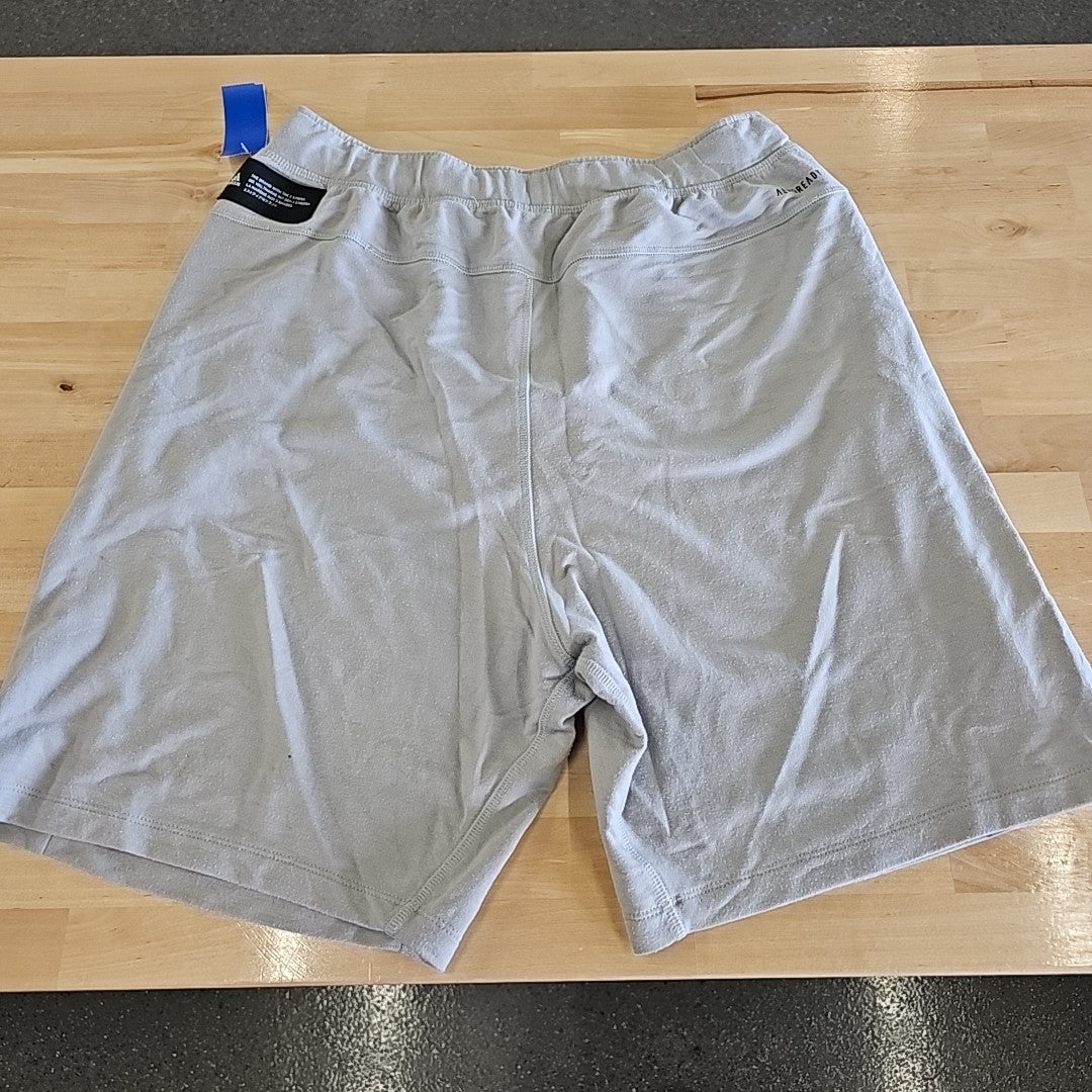 Adidas Size M Gray MENS Shorts
