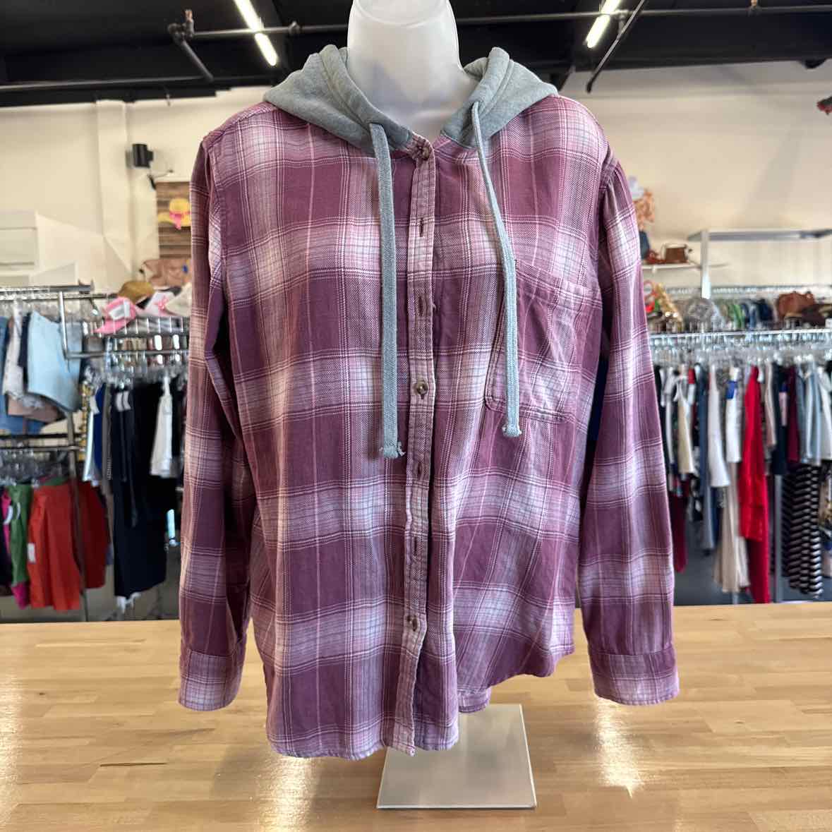 Lucky Brand Size M Pink flannel